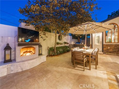 1861 W Chalet , Anaheim, CA