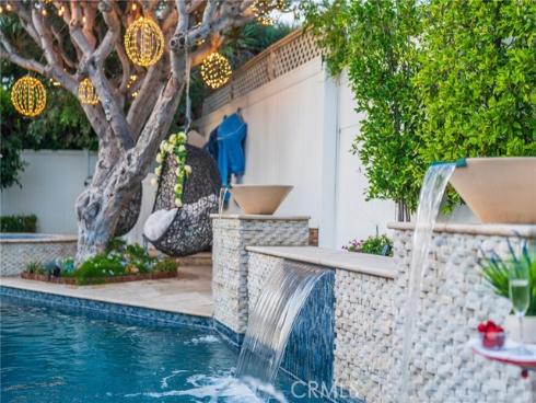 1861 W Chalet , Anaheim, CA