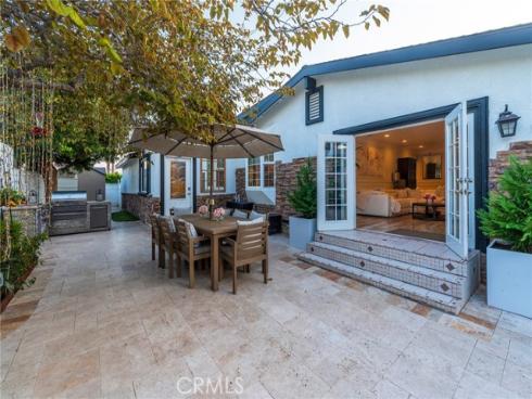1861 W Chalet , Anaheim, CA