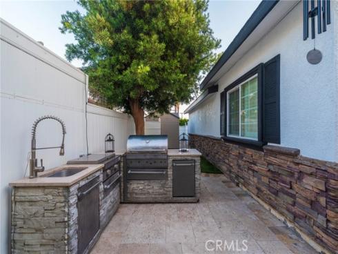 1861 W Chalet , Anaheim, CA
