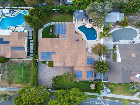 1861 W Chalet , Anaheim, CA