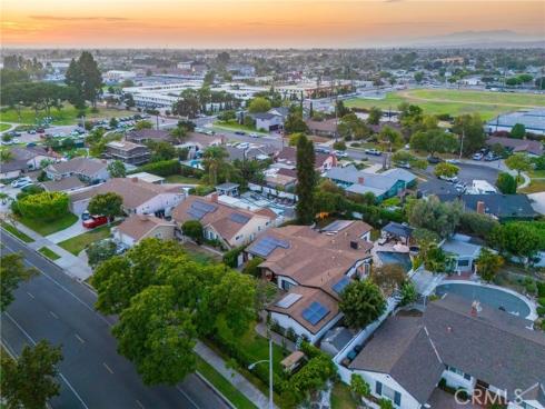 1861 W Chalet  , Anaheim, CA