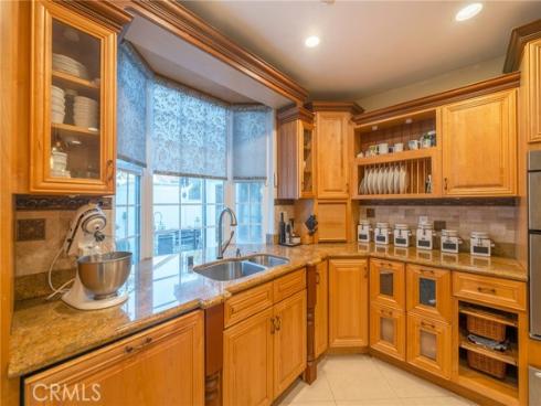 1861 W Chalet , Anaheim, CA