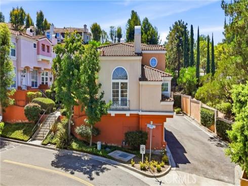 1080 South Rossano Way , Anaheim, CA