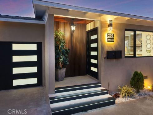 209 N Dahlia   Drive, Anaheim, CA
