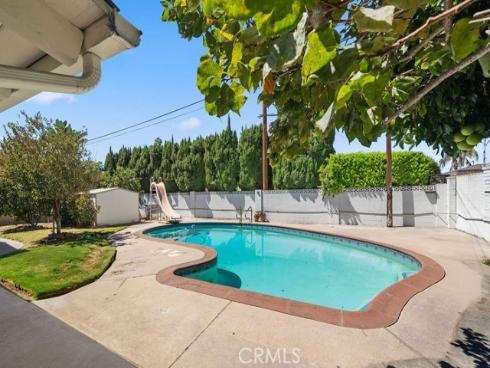 2009 S Eileen Drive, Anaheim, CA