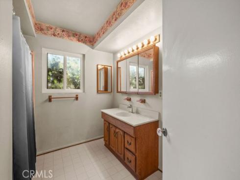 2009 S Eileen Drive, Anaheim, CA