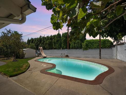 2009 S Eileen Drive, Anaheim, CA