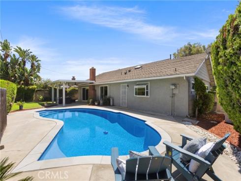 2505 E Oshkosh , Anaheim, CA