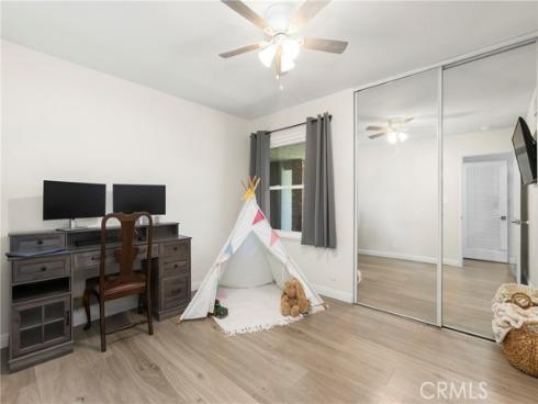 2505 E Oshkosh , Anaheim, CA
