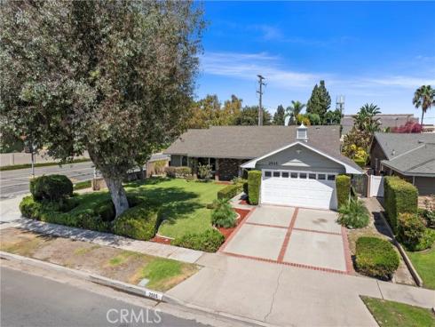 2505 E Oshkosh , Anaheim, CA