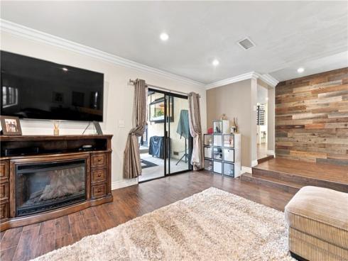 946 S Mccloud , Anaheim, CA