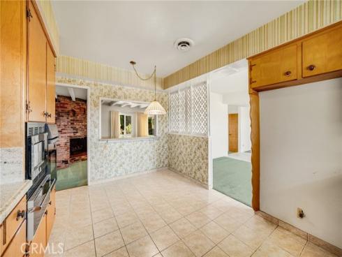 2070 S Eileen Drive, Anaheim, CA
