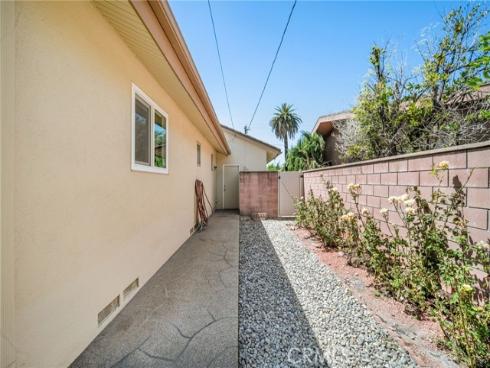 2070 S Eileen Drive, Anaheim, CA