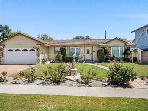 2070 S Eileen   Drive, Anaheim, CA