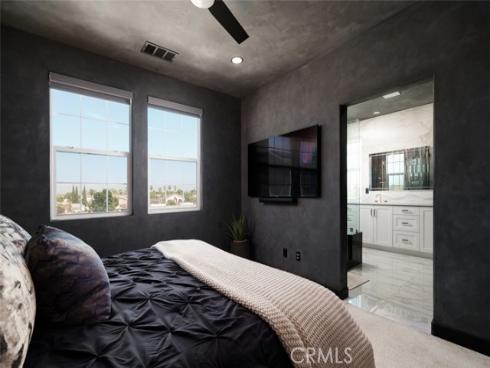 1090  N Anaheim Blvd  2 , Anaheim, CA