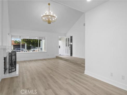 2122 W Chalet  , Anaheim, CA