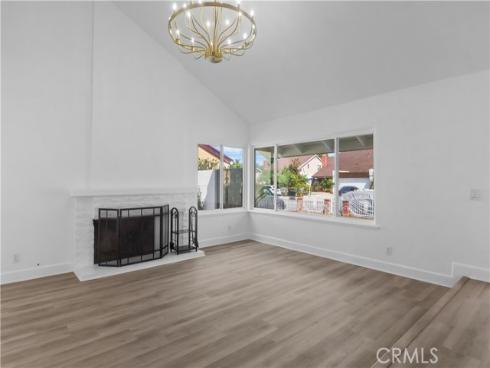 2122 W Chalet  , Anaheim, CA