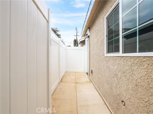1313 E Merona   Place, Anaheim, CA