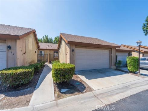 970 S Laurelwood , Anaheim, CA