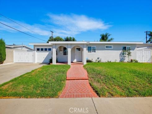 1403 E. Florida