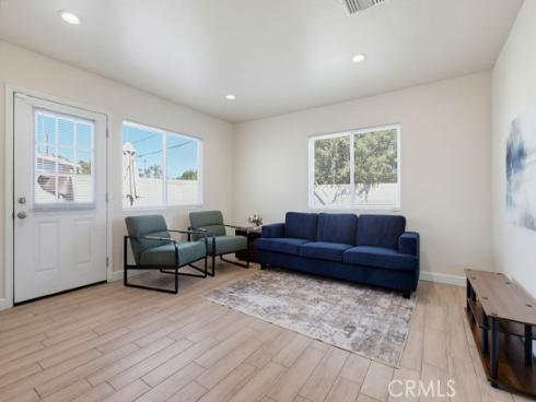 1403 E Florida , Anaheim, CA