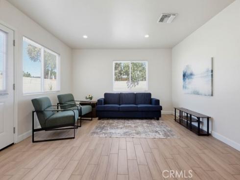 1403 E Florida , Anaheim, CA