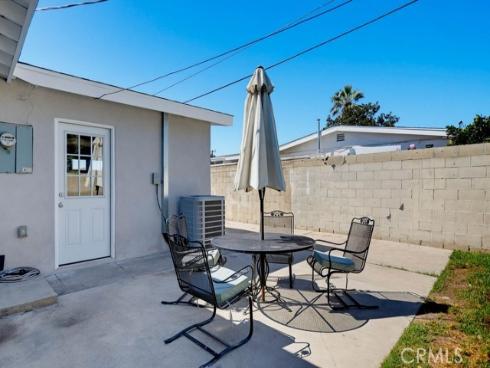 1403 E Florida , Anaheim, CA