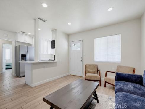 1403 E Florida , Anaheim, CA