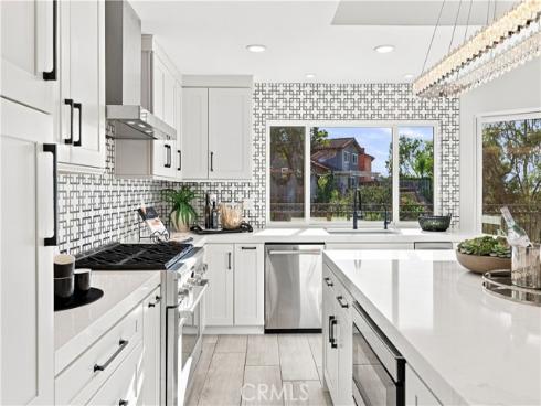 991 S Park Rim   Circle, Anaheim, CA