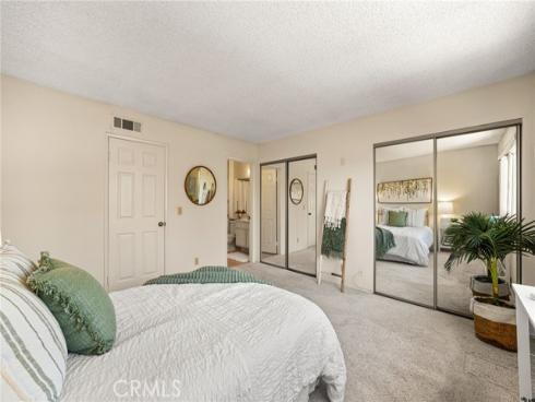 2650 W Meadowview Lane, Anaheim, CA