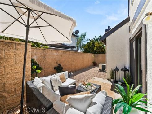 2650 W Meadowview Lane, Anaheim, CA