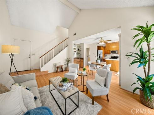 2650 W Meadowview Lane, Anaheim, CA