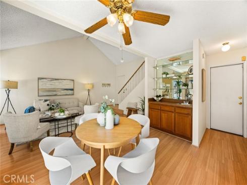 2650 W Meadowview Lane, Anaheim, CA