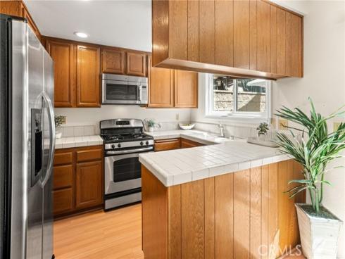 2650 W Meadowview Lane, Anaheim, CA