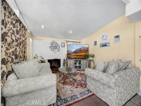 2113 W Niobe , Anaheim, CA