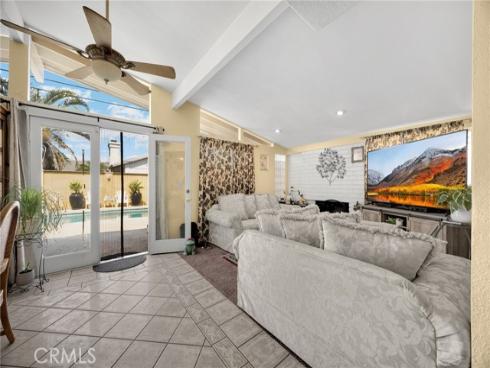 2113 W Niobe , Anaheim, CA