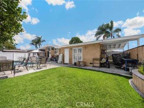 2113 W Niobe , Anaheim, CA