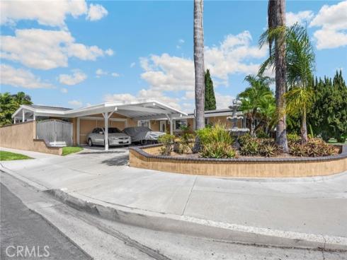 2113 W Niobe , Anaheim, CA