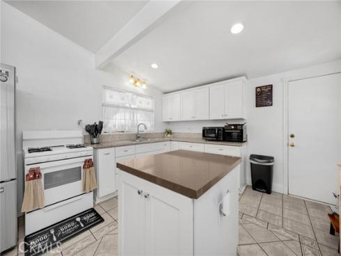 2113 W Niobe , Anaheim, CA