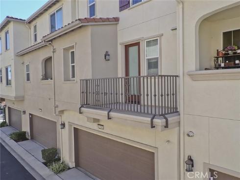 1581 E Lincoln , Anaheim, CA