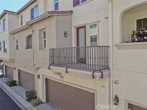 1581 E Lincoln , Anaheim, CA