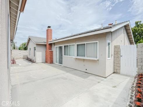 115 S La Paz , Anaheim, CA