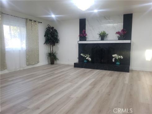 2758 W Stockton , Anaheim, CA