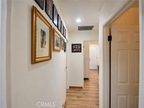 1521 W Crone , Anaheim, CA