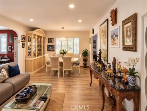 1521 W Crone , Anaheim, CA