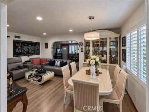 1521 W Crone , Anaheim, CA