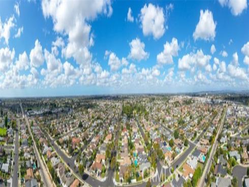 1521 W Crone , Anaheim, CA