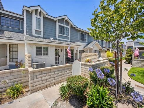 199 N. Magnolia Avenue D