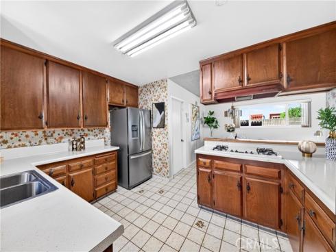 1903 W Chanticleer   Road, Anaheim, CA